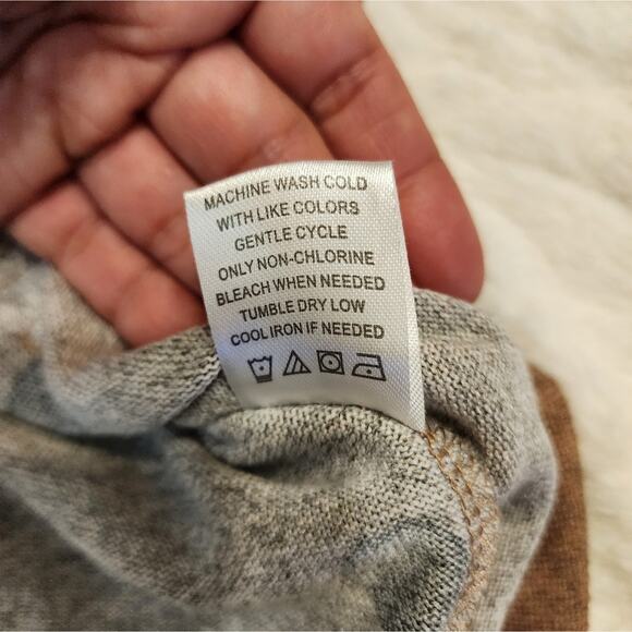 Adrienne Vittadini Polka Dot Sweater, Size Small - Picture 11 of 11